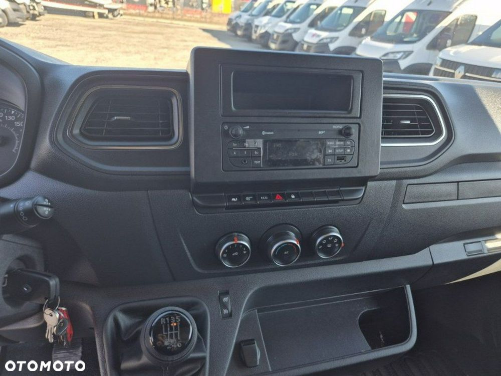 Renault Master - 15