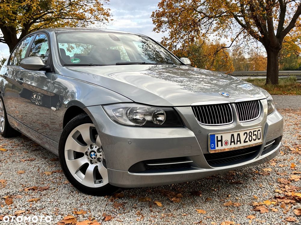 BMW Seria 3 320i - 21