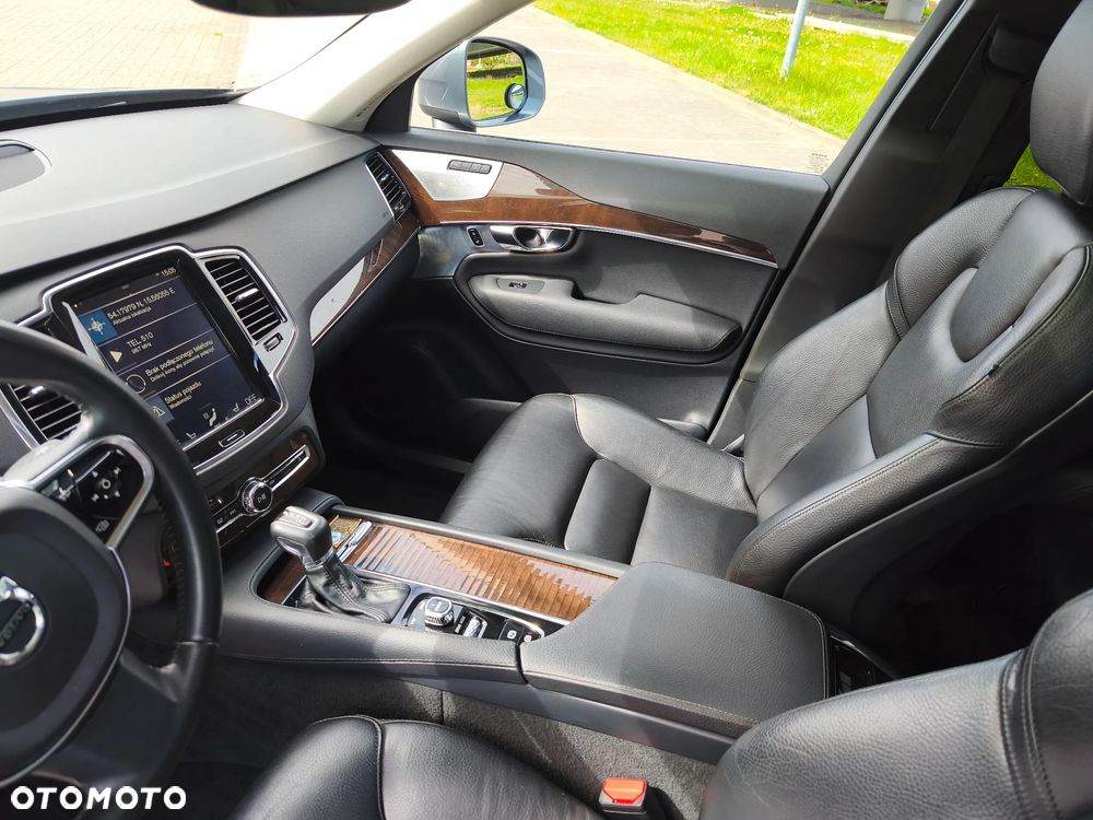 Volvo XC 90 T6 AWD Momentum 7os - 17