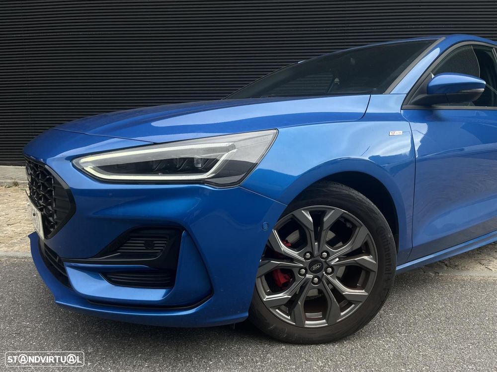 Ford Focus 1.0 EcoBoost MHEV ST-Line X - 27
