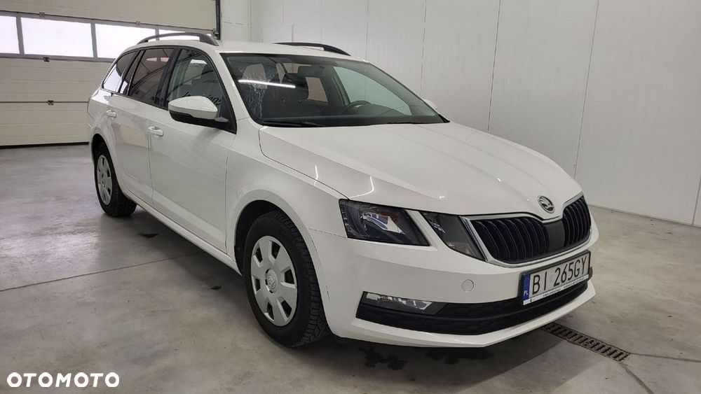 Skoda Octavia - 3