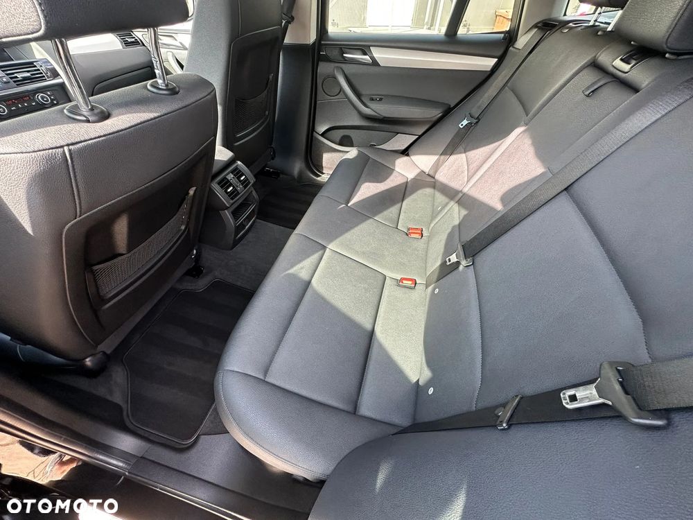 BMW X3 xDrive28i Sport-Aut xLine - 17