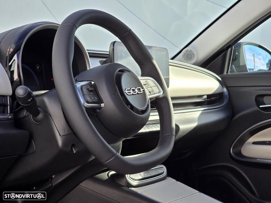 Fiat 600 1.2 Hybrid La Prima - 12