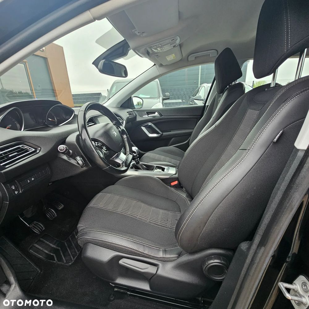 Peugeot 308 - 15