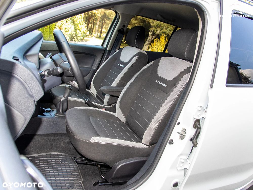 Dacia Sandero Stepway TCe 90 Prestige - 22