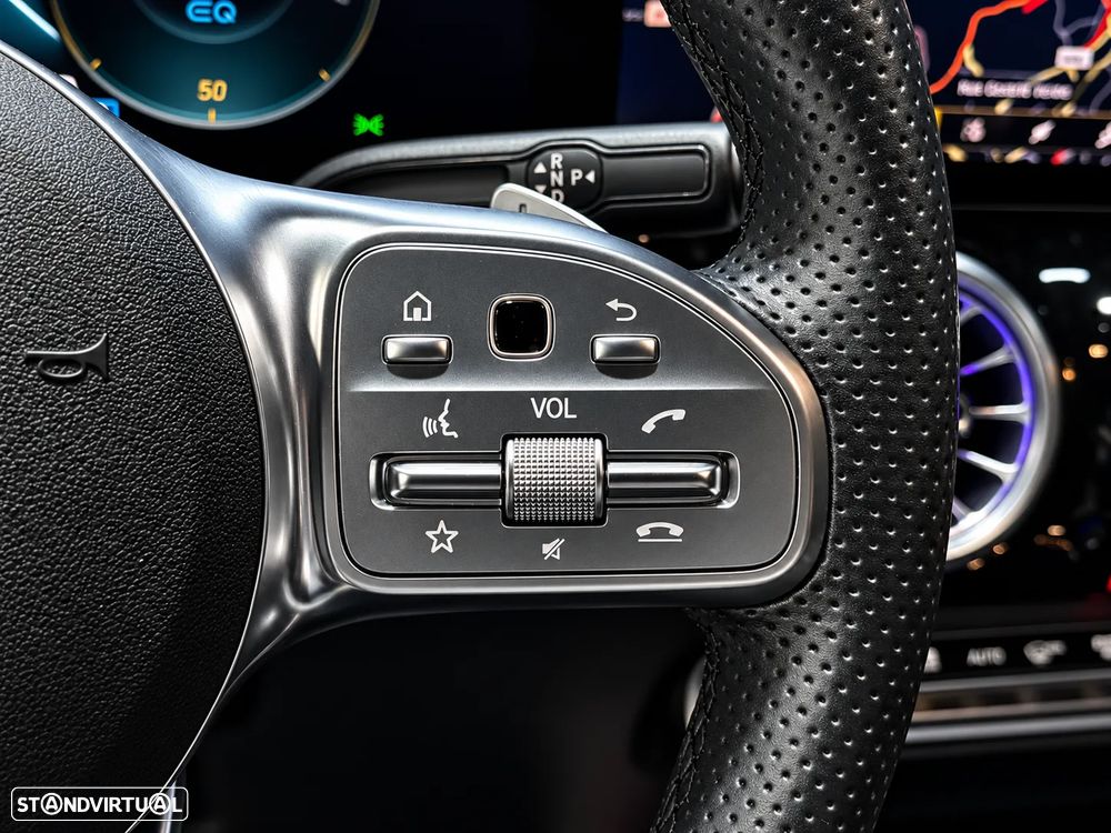 Mercedes-Benz EQA 300 4Matic AMG Line - 36