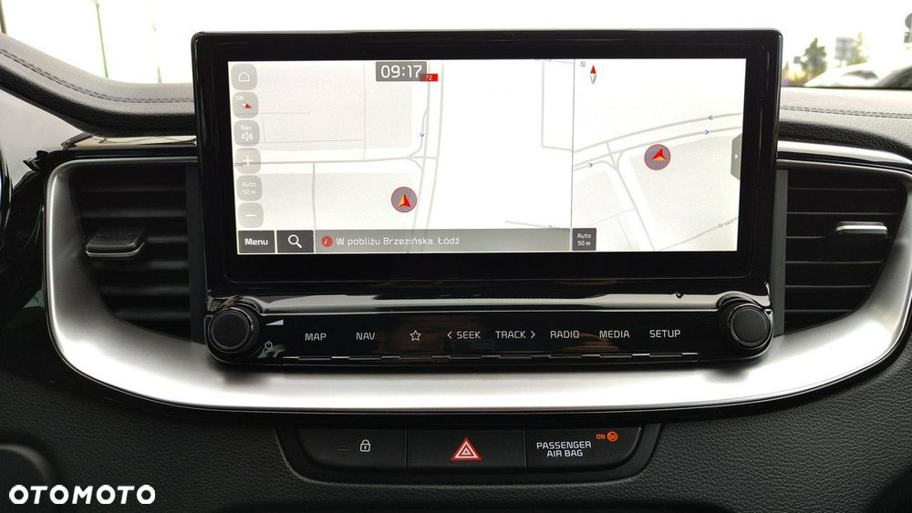 Kia XCeed - 24