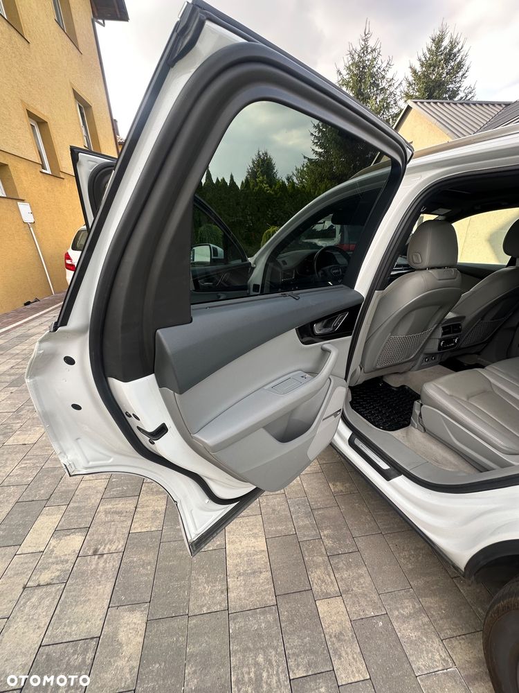 Audi Q7 - 29