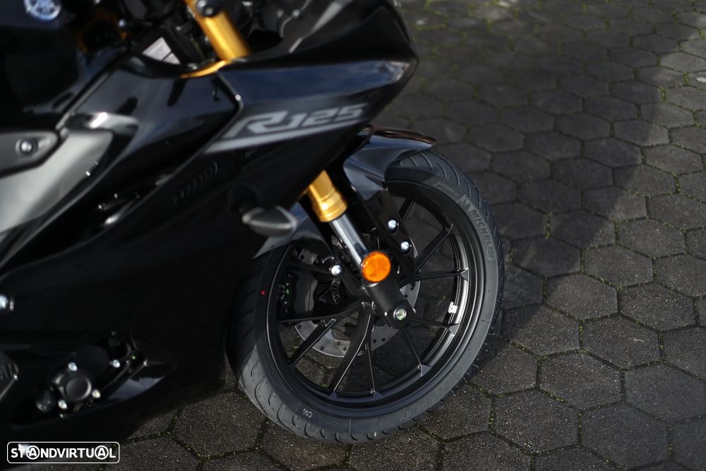Yamaha YZF R-125 - 5
