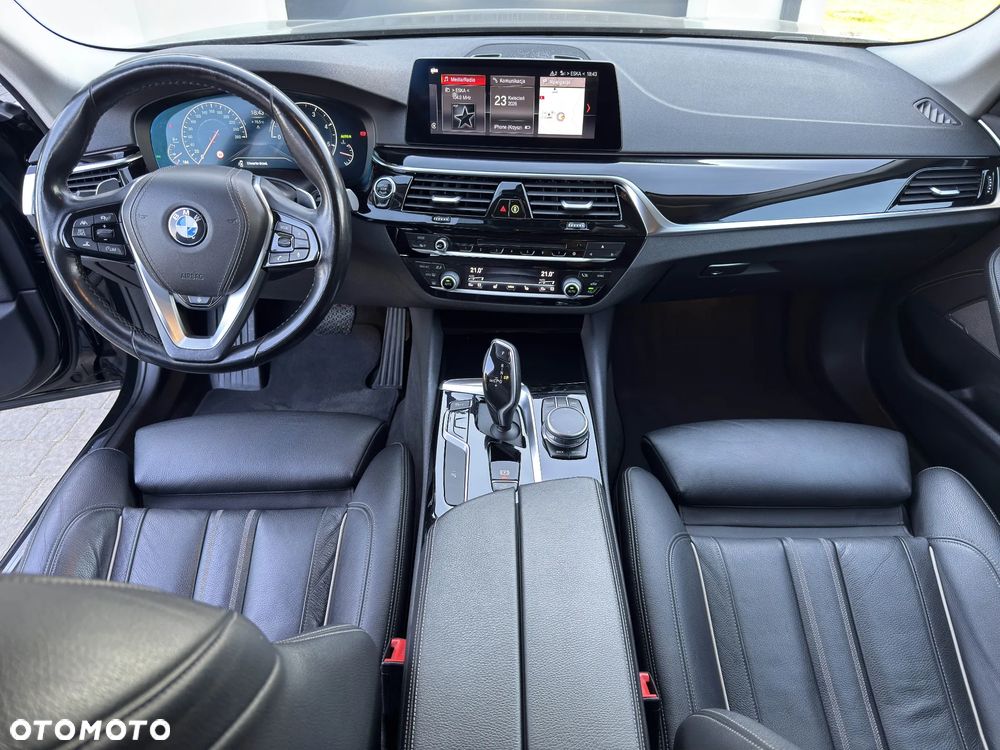 BMW Seria 5 540d xDrive Sport Line - 16