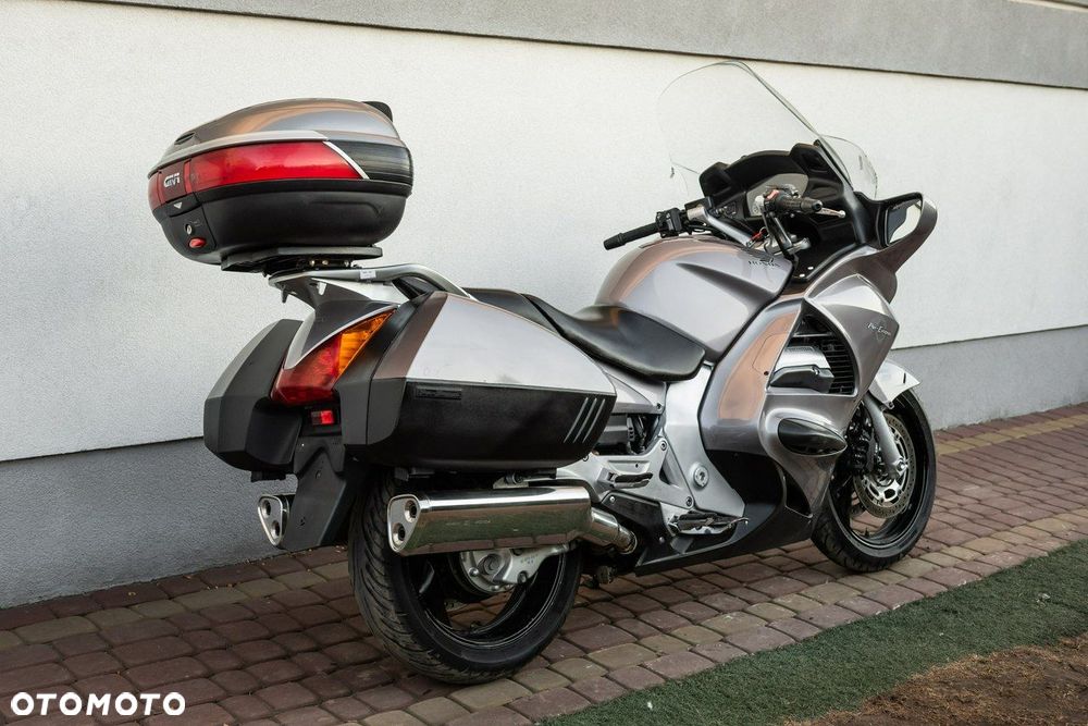 Honda ST - 3