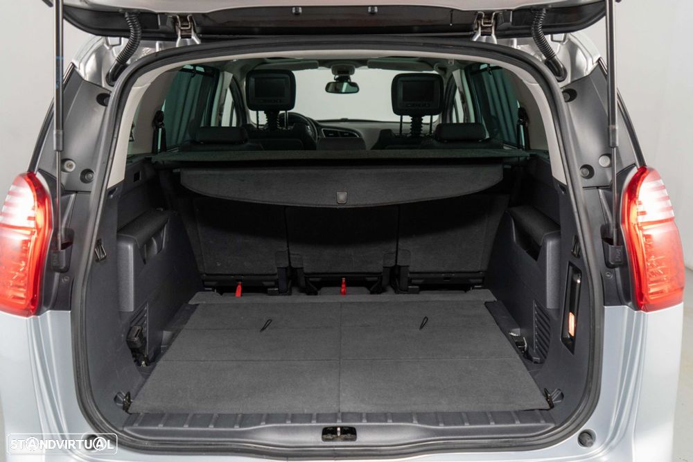 Peugeot 5008 - 17