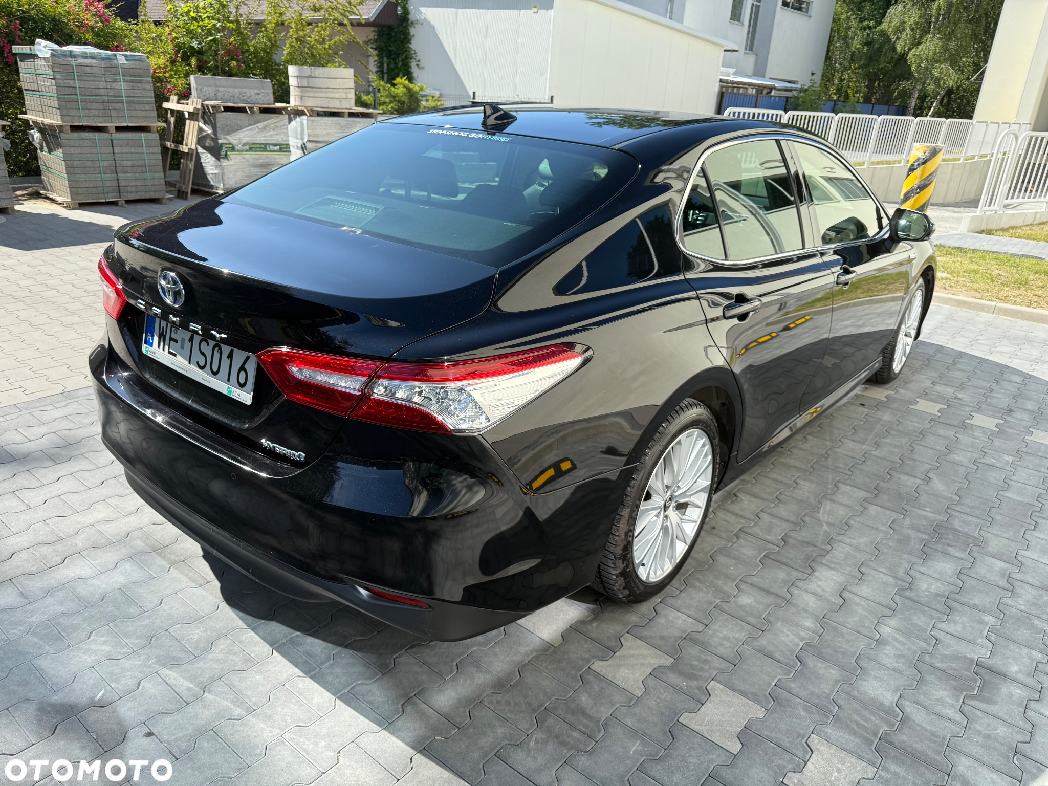 Toyota Camry 2.5 Hybrid Executive CVT - 13