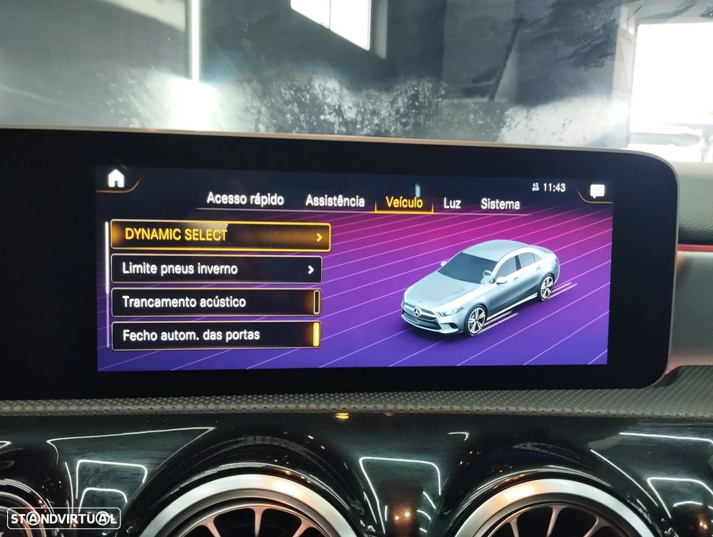 Mercedes-Benz A 180 Limousine d AMG Line Aut. - 35