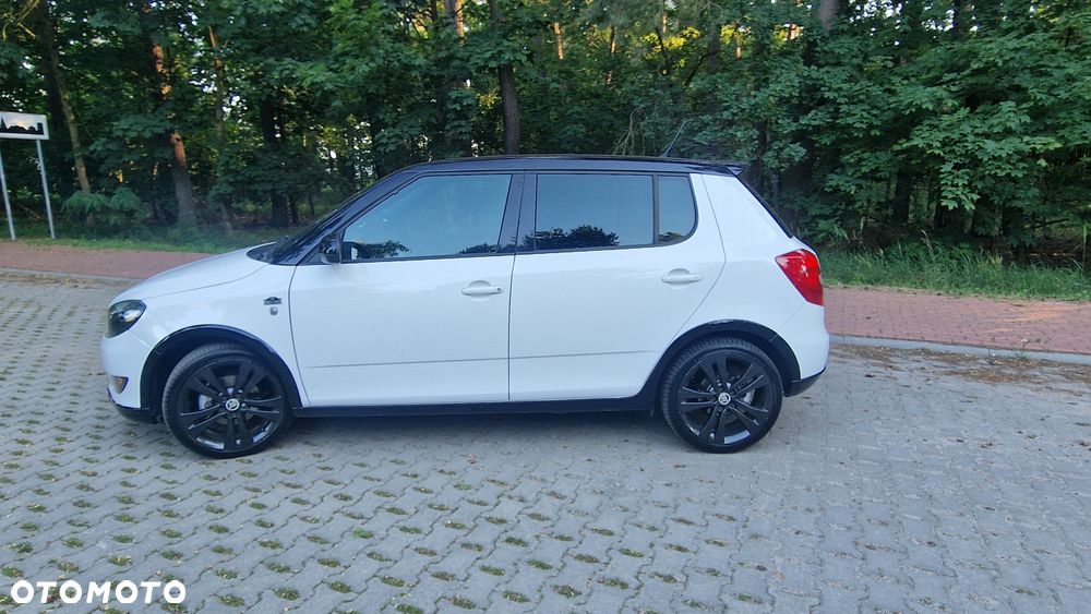 Skoda Fabia 1.2 TSI Monte Carlo - 10