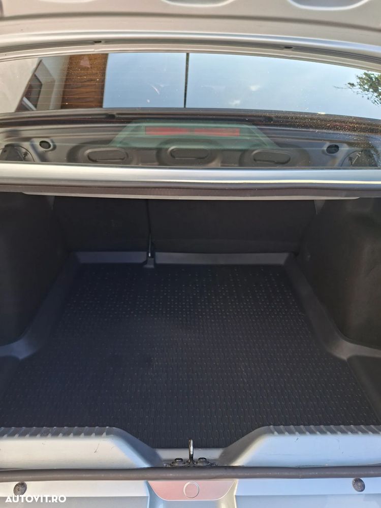 Dacia Logan ECO-G 100 MT6 Prestige+ - 5