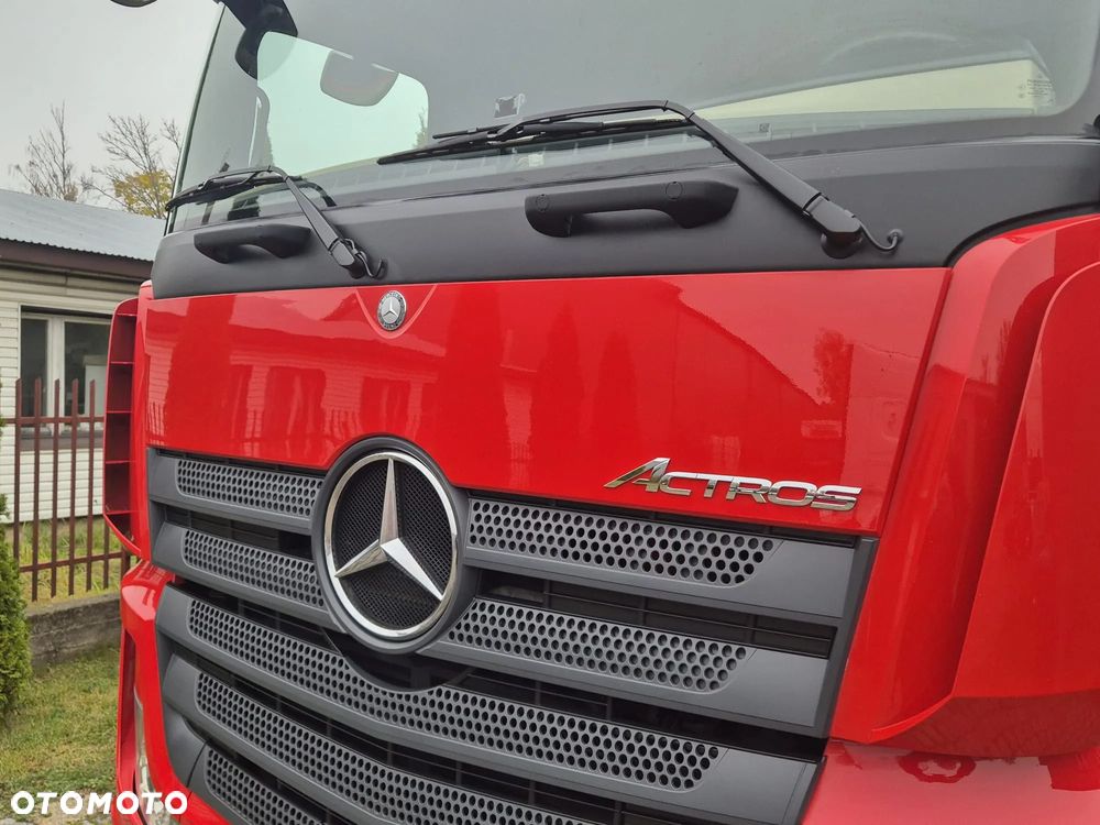 Mercedes-Benz 1845 - 15