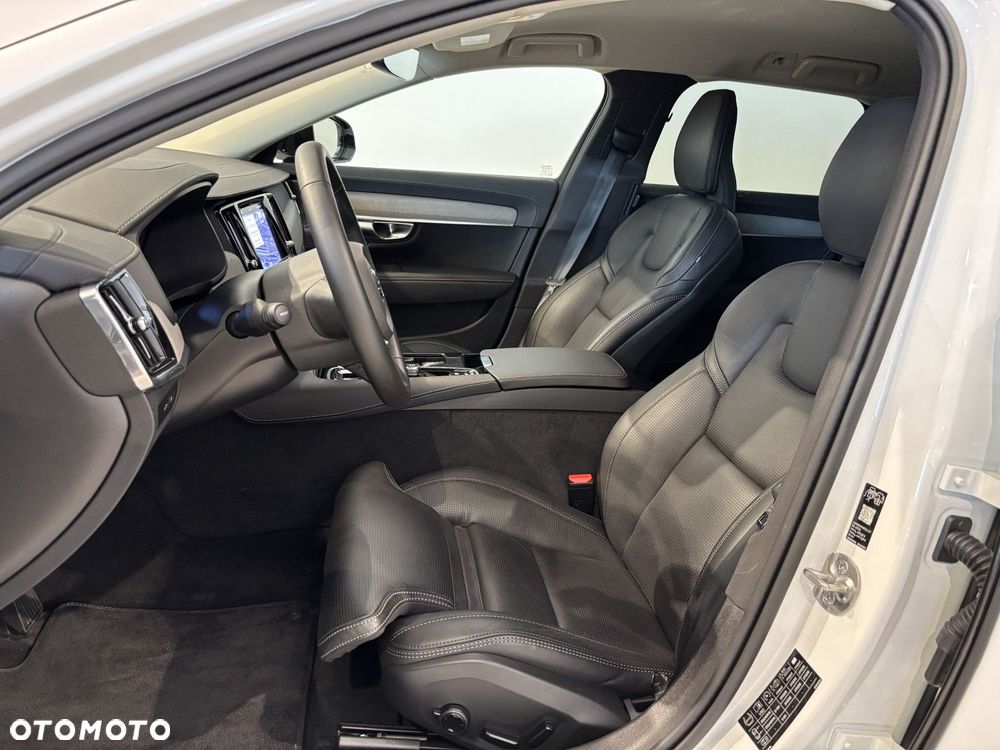 Volvo V90 - 18