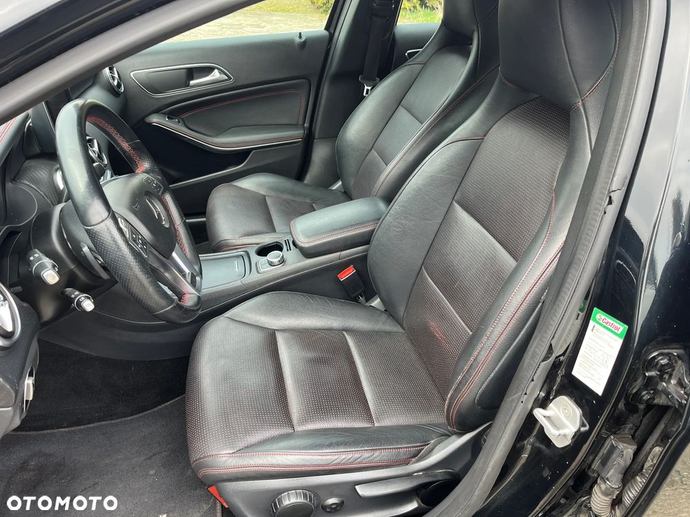 Mercedes-Benz Klasa A 250 (BlueEFFICIENCY) 7G-DCT AMG Sport - 14