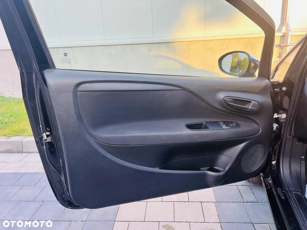 Fiat Punto Evo 1.4 8V Active - 16