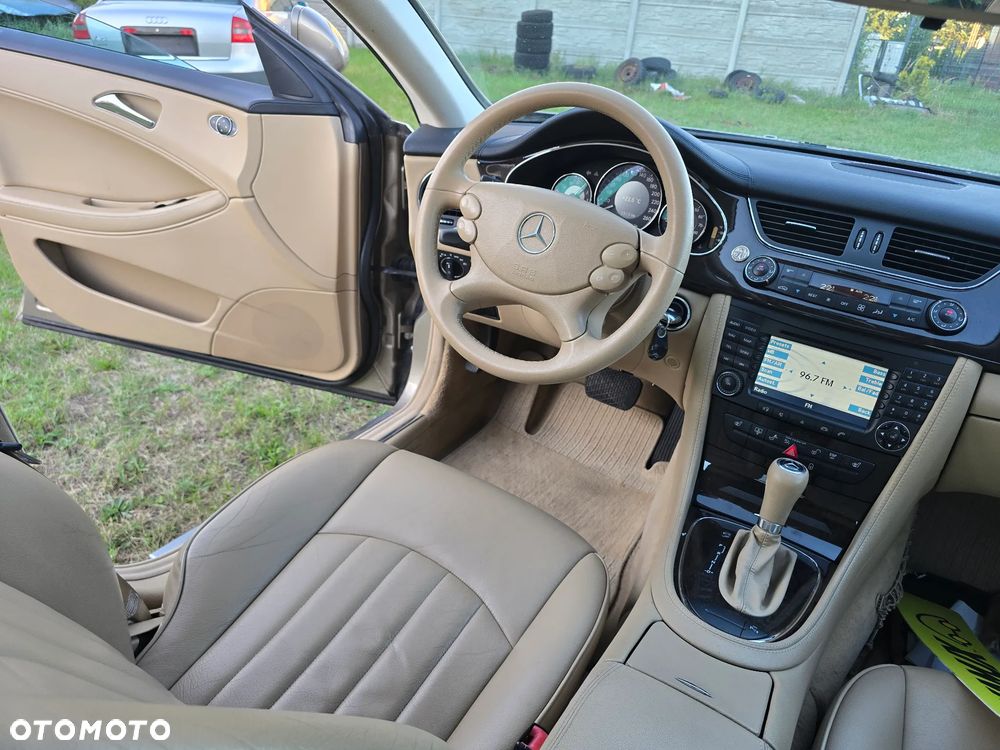 Mercedes-Benz CLS - 18