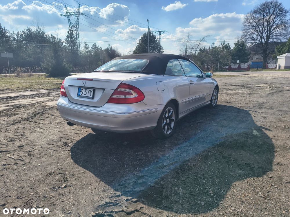 Mercedes-Benz CLK - 4