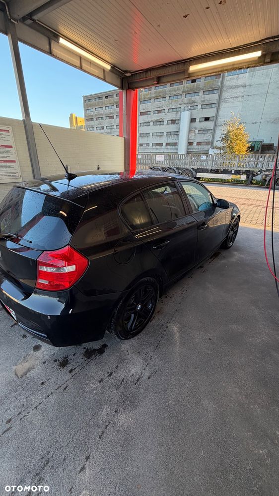 BMW Seria 1 120d - 5