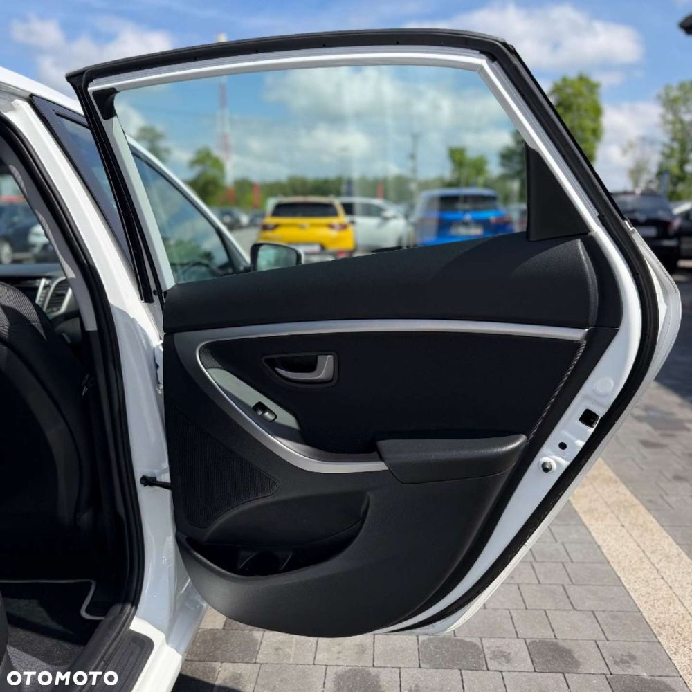 Hyundai i30 - 30
