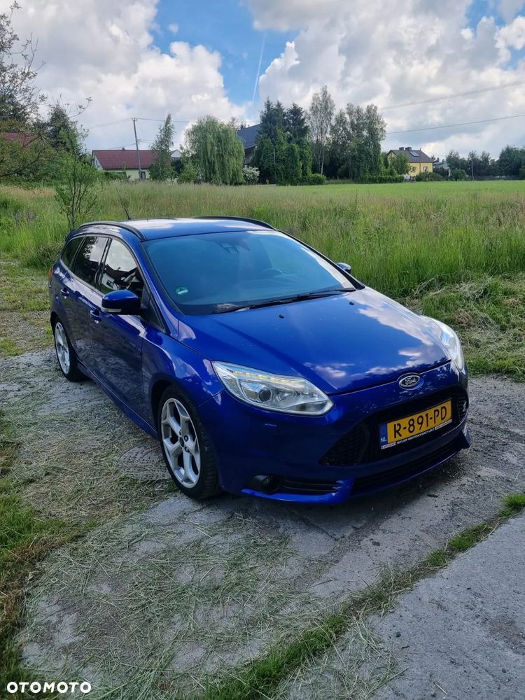 Ford Focus 2.0 EcoBoost ST mit Leder-Sport-Paket - 5
