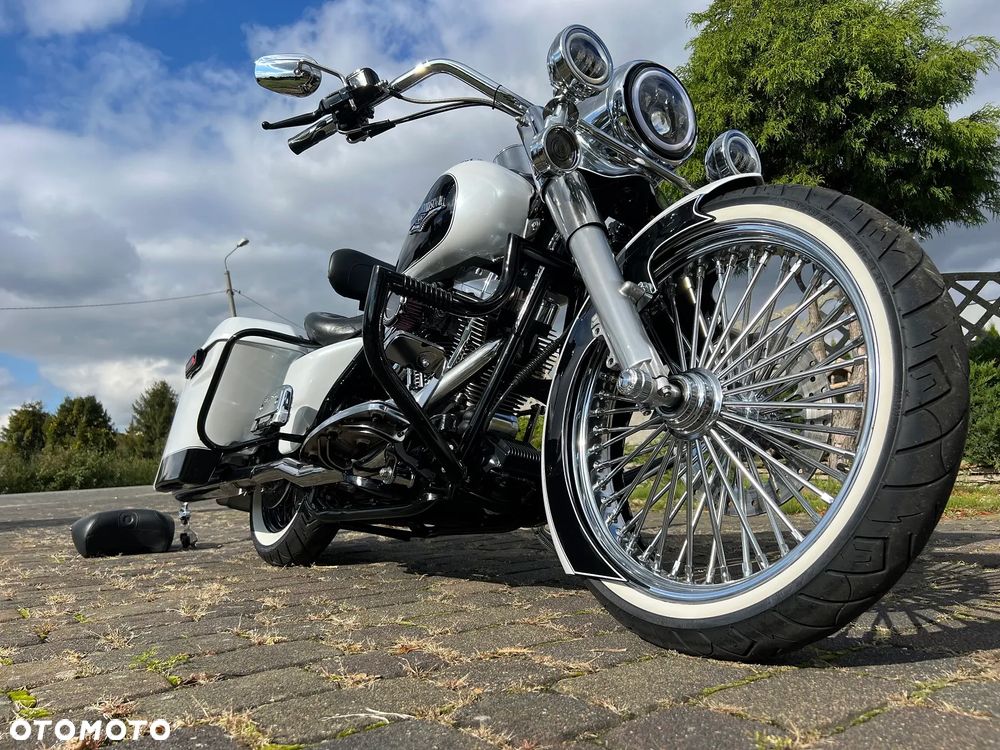 Harley-Davidson Touring Road King - 14
