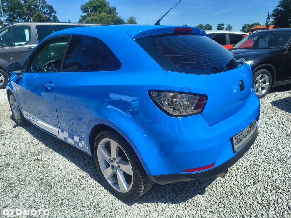 Seat Ibiza SC 1.4 16V Sport - 8