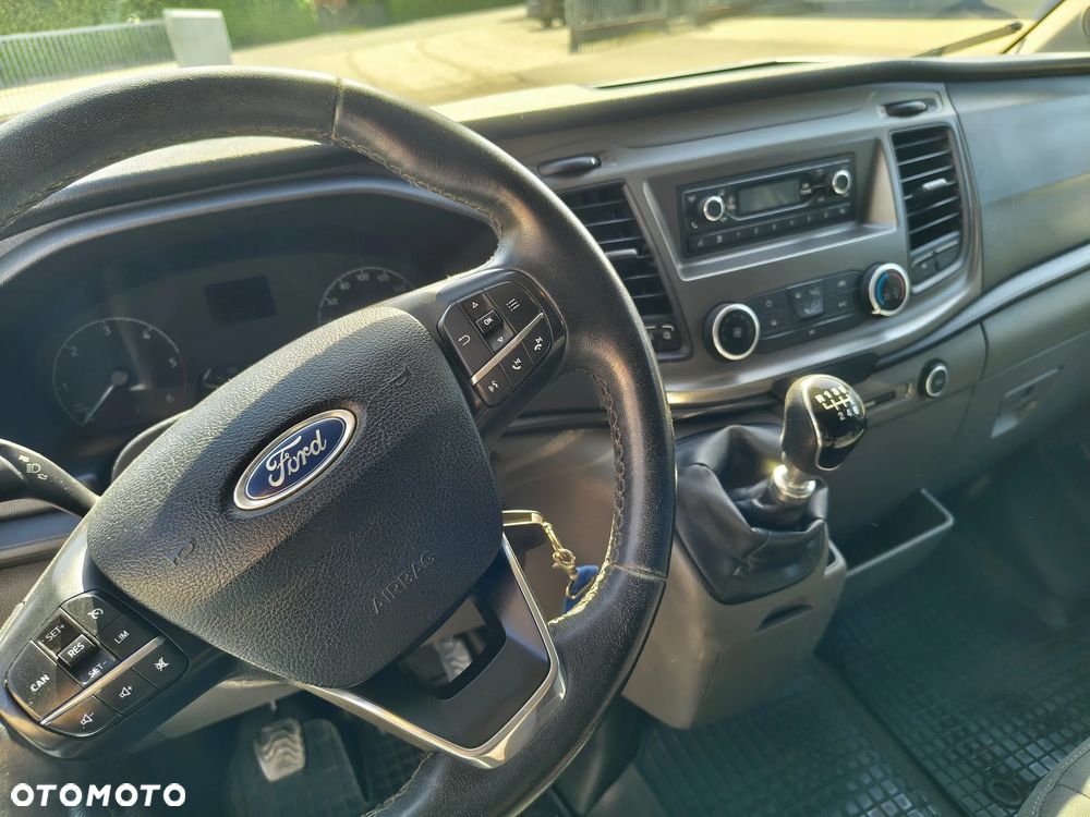 Ford Transit - 11