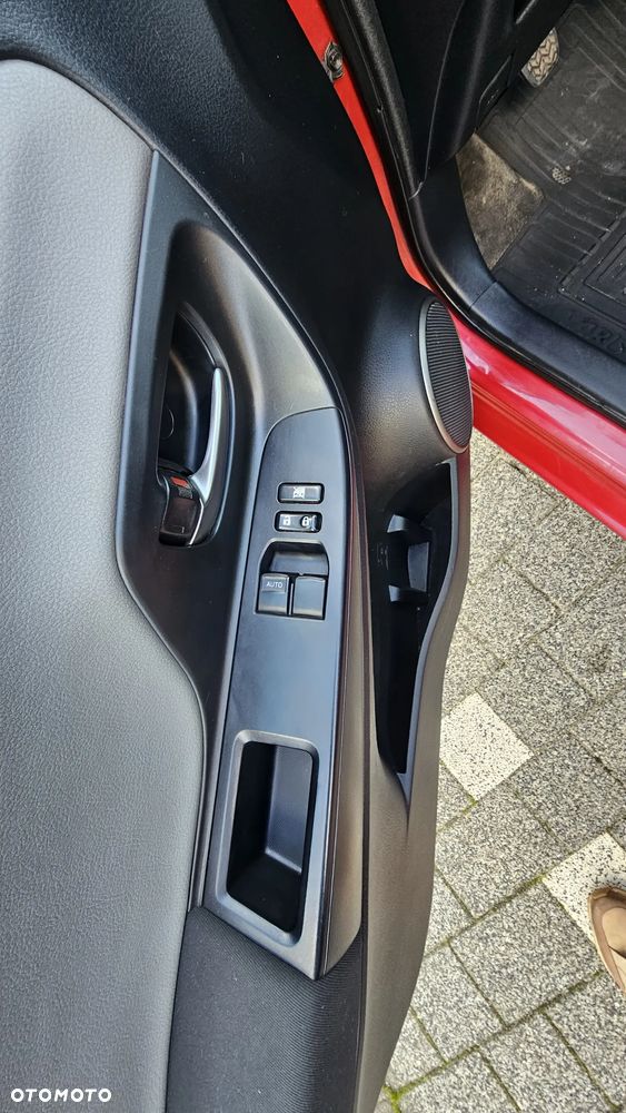 Toyota Yaris - 6