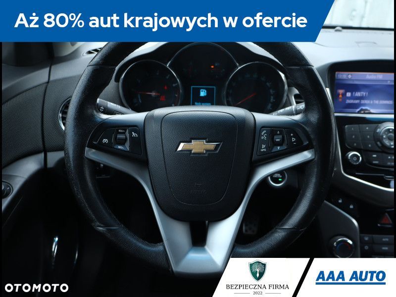 Chevrolet Cruze - 22