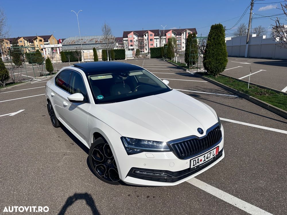 Skoda Superb 2.0 TDI DSG Sportline - 1
