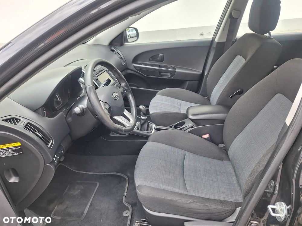 Kia Ceed 1.4 Comfort - 29