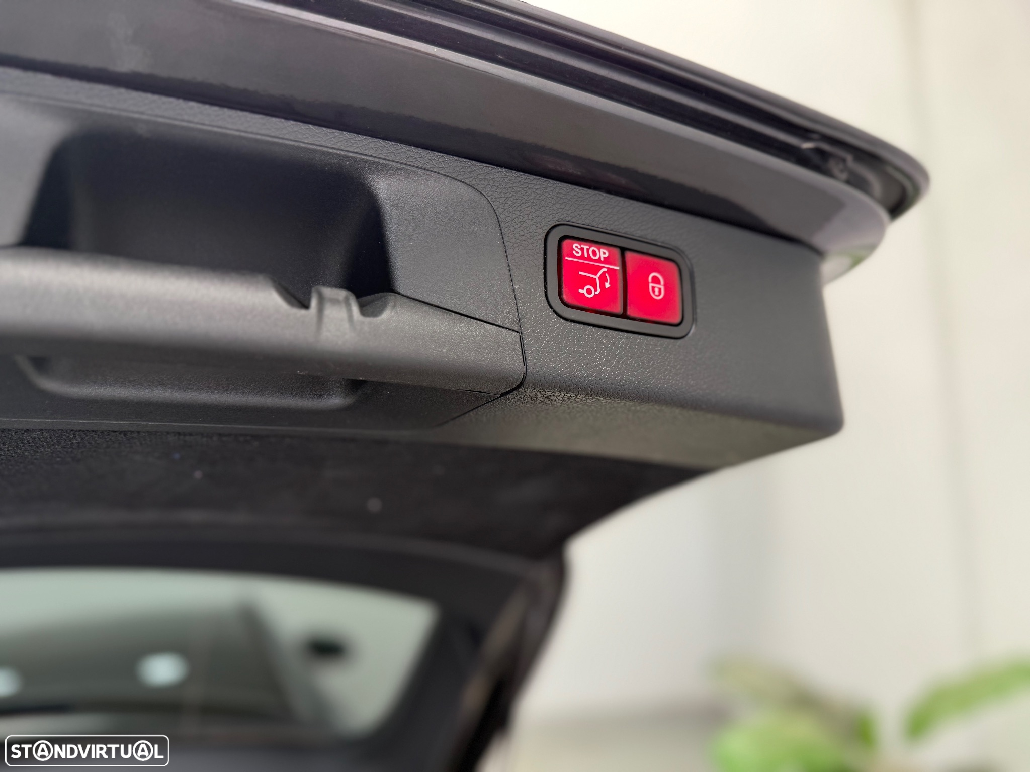Mercedes-Benz E 300 de AMG Line - 23