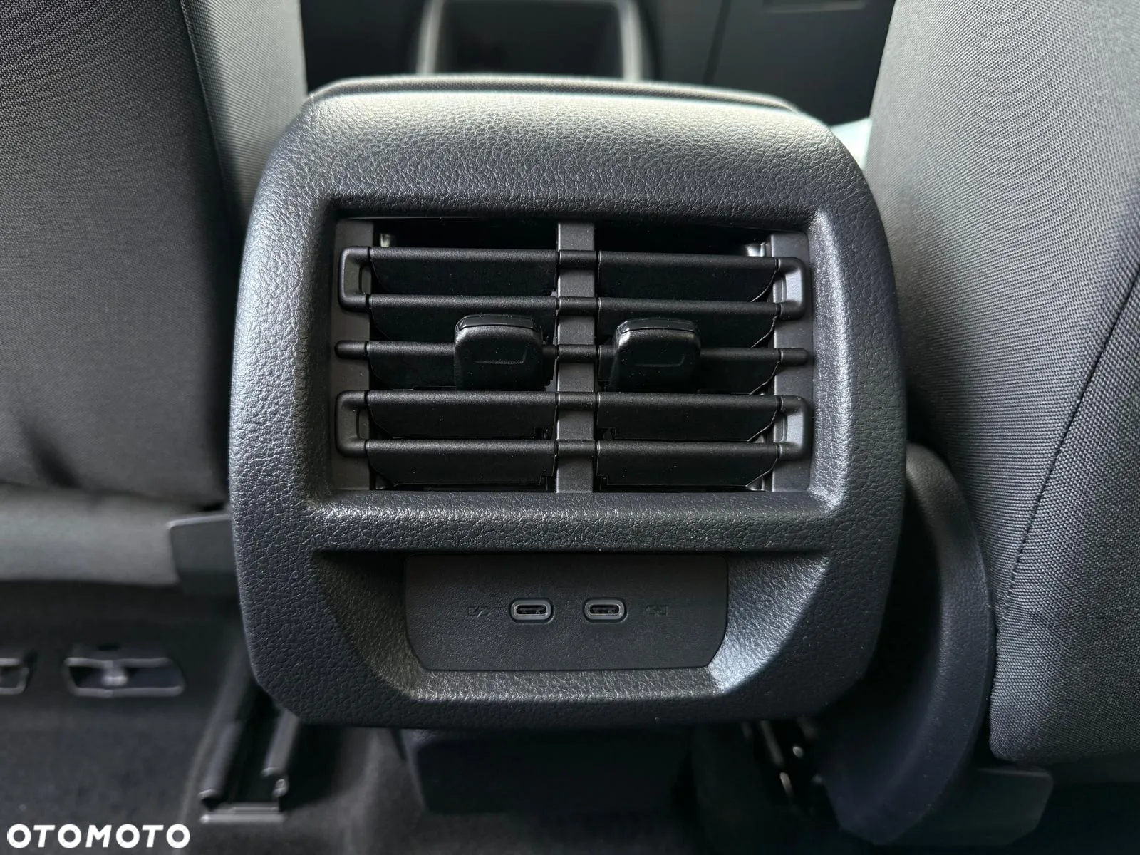 Volkswagen Caddy 1.5 TSI - 28