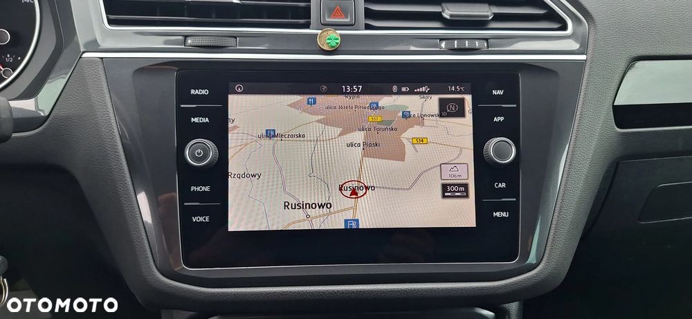 Volkswagen Tiguan - 21