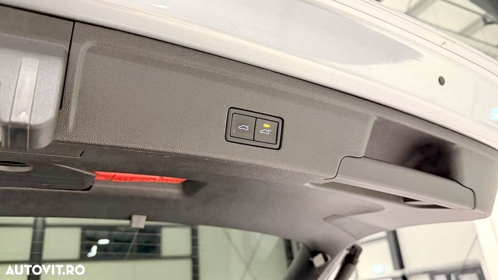 Volkswagen Touareg V6 TSI eHybrid PHEV Elegance - 40