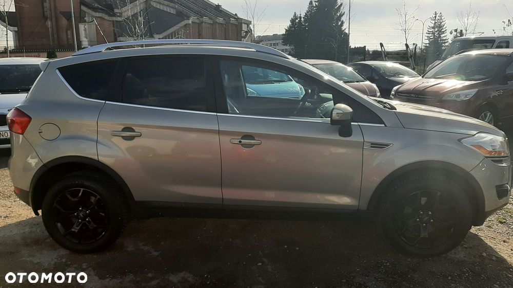 Ford Kuga 2.0 TDCi 2x4 Titanium - 5