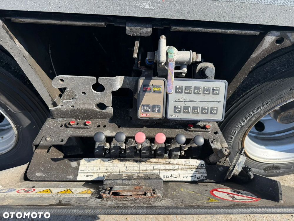 Mercedes-Benz Actros LOHR 200 - 15