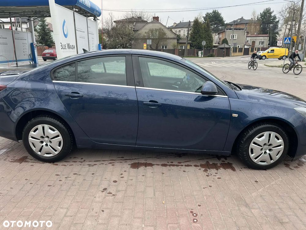 Opel Insignia - 12