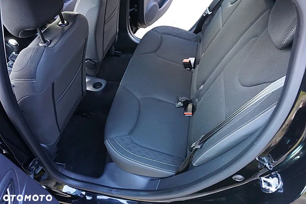 Renault Clio 0.9 Energy TCe Limited - 23