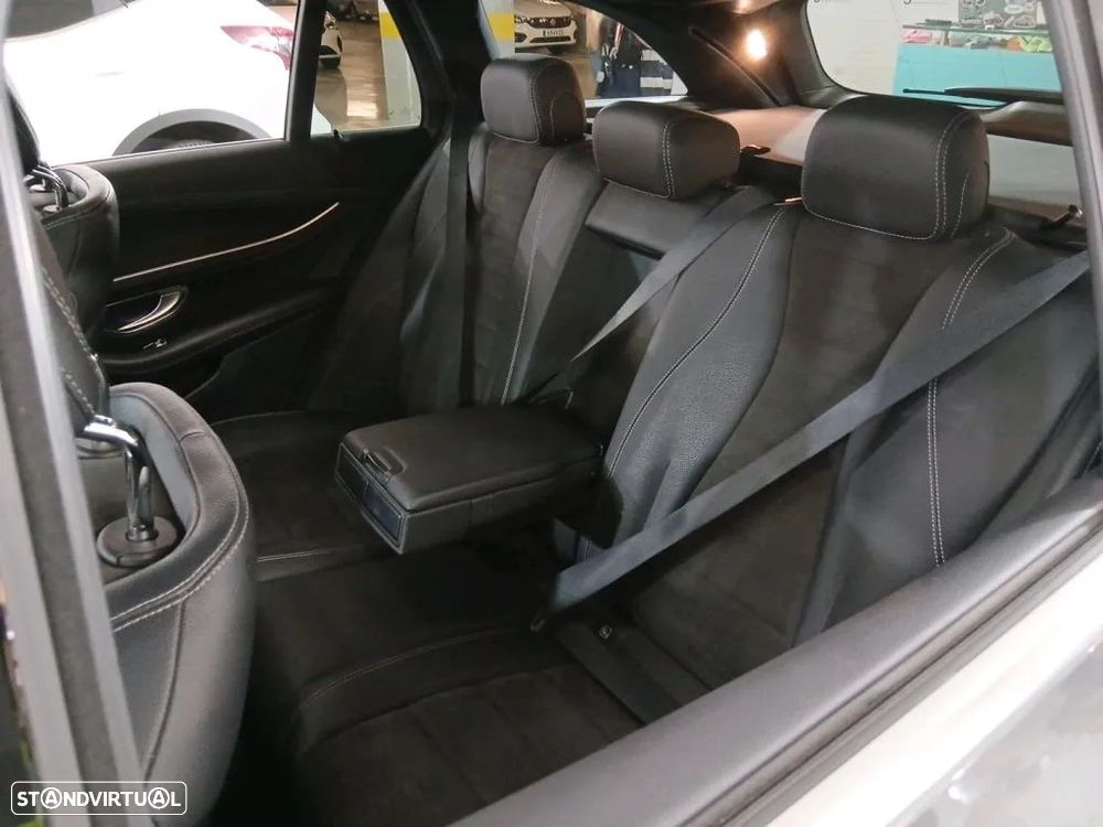 Mercedes-Benz E 300 de AMG Line - 9