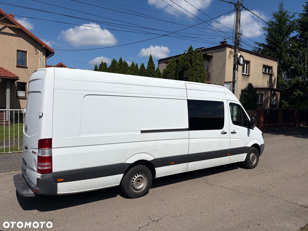 Mercedes-Benz Sprinter - 4