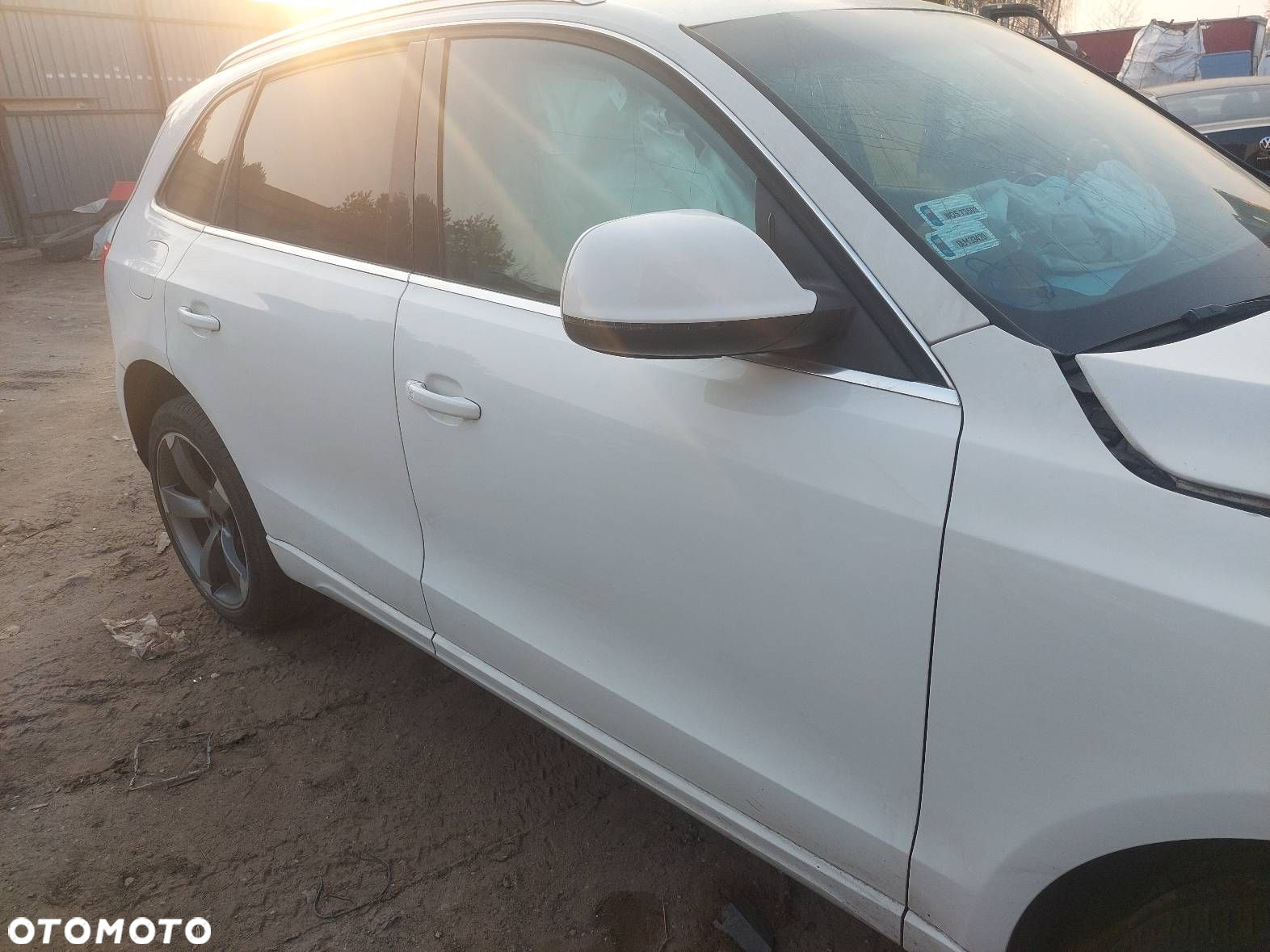 DRZWI KOMPLETNE PRAWY PRZÓD AUDI Q5 8R LY9C - 2
