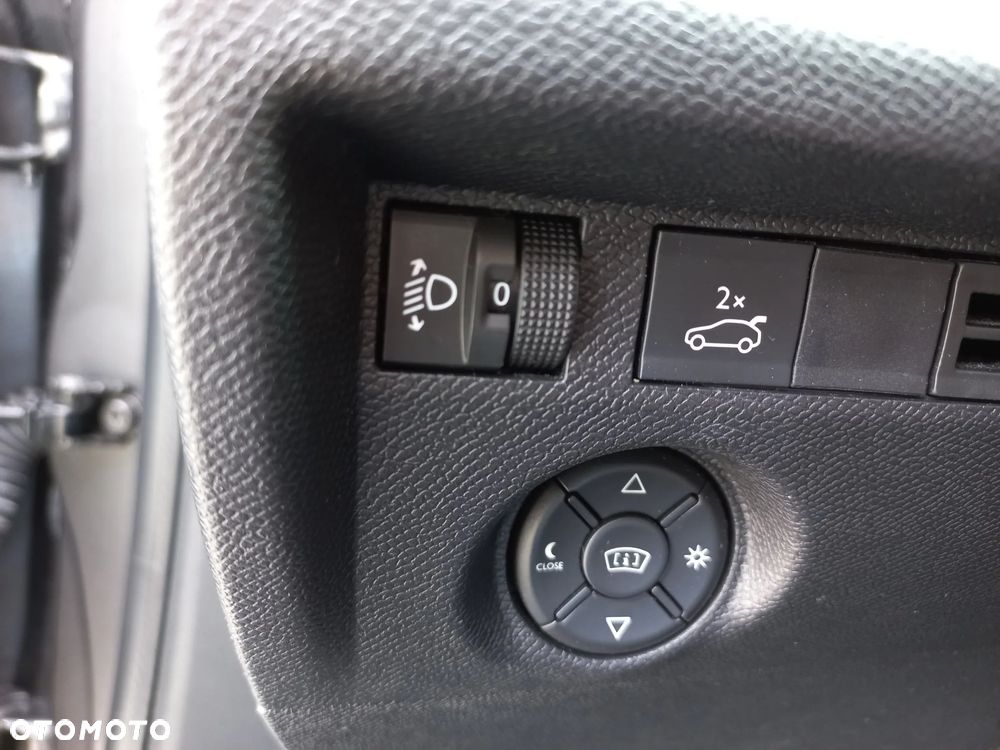 Citroën C4X 1.2 PureTech Shine S&S EAT8 - 17