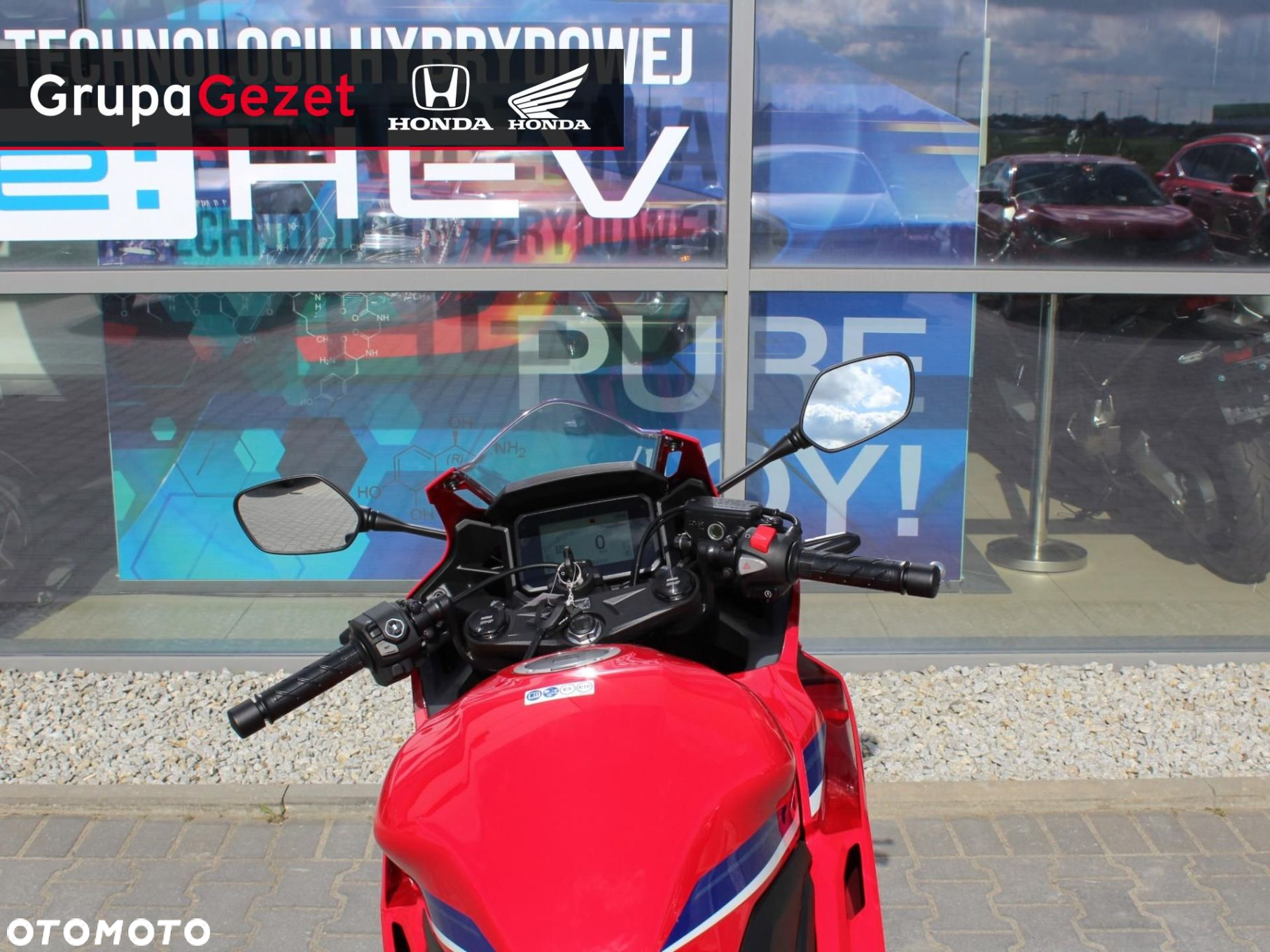 Honda CBR - 13