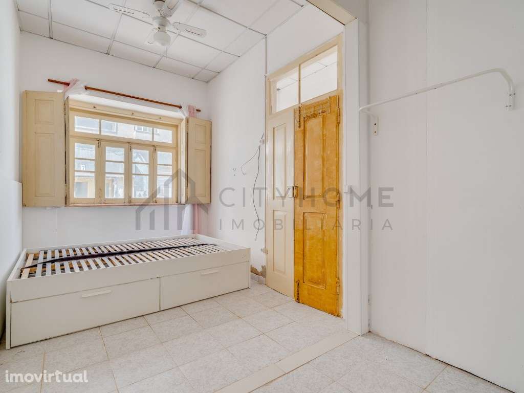 Moradia T2 para reabilitar no centro histórico de Portimão - Grande imagem: 5/35